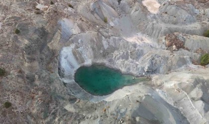 Madenden geriye kalan havuz canlı yaşamını tehdit ediyor