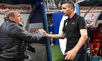 Mehmet Topal ile Gheorghe Haginin takımları puanları paylaştı