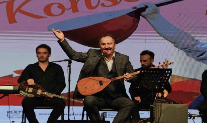 Osmangazililer Menteşeli Cengiz konseri ile coştu