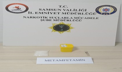 Otel odasında uyuşturucuyla yakalandı