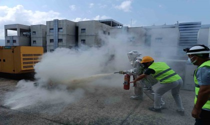 Sağlık çalışanlarının tatbikat performansı Hollywood yıldızlarını aratmadı