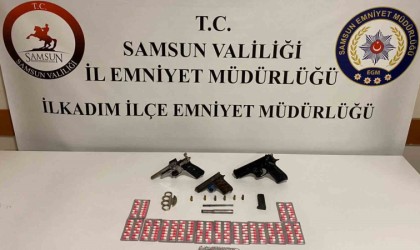 Samsunda polis tarafından silah ve uyuşturucu ele geçirildi