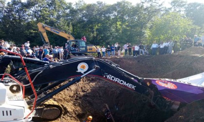 Samsunda toprak altında kalan 2 kişinin cansız bedenleri çıkarıldı