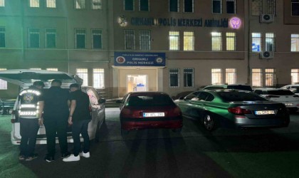 Tuzlada düğün konvoyu yaparak yolu kapatan sürücülere ceza