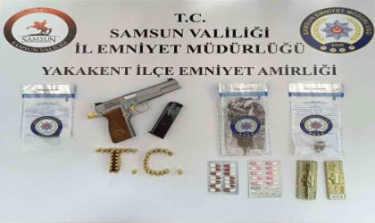 Yakakent ilçesinde uyuşturucu ve ruhsatsız silah ele geçirildi