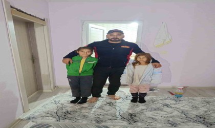 Ağrıda oyun oynarken banyoda kilitli kalan kardeşleri itfaiye ekipleri kurtardı