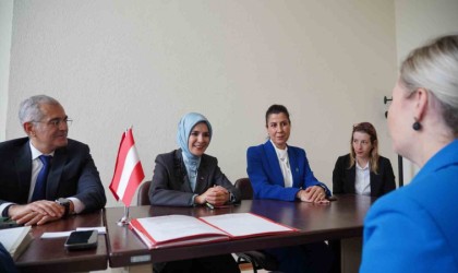 Aile ve Sosyal Hizmetler Bakanı Göktaş, Avusturyalı ve Kuzey Makedonyalı bakanlarla görüştü