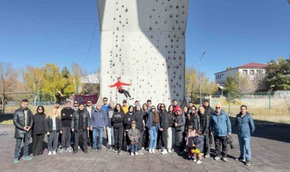 Atatürk Üniversitesinde heyecanlandıran tırmanış