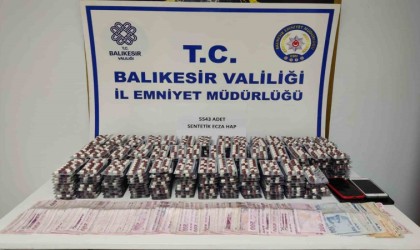 Ayvalıkta zehir tacirlerine darbe: 4 kişi tutuklandı