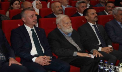 Başkan Büyükakın: Dünya yeniden felsefeye, hiç olmadığı kadar vicdanların sesini duymaya muhtaç