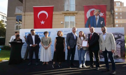Beylikdüzü Çınar Evler sakinlerinin tapu sevinci