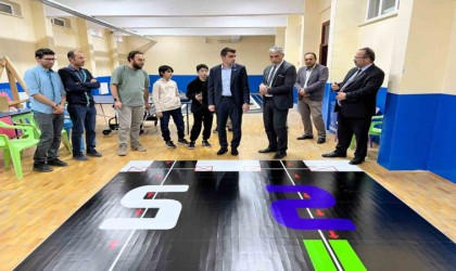 Bozkırda yarışmaya katılacak robotlar hazır