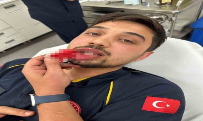 Bursada ambulans şoförü darp edildi