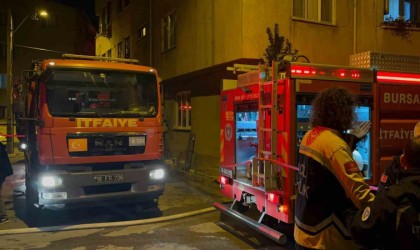 Bursada ev yangınında yatalak hasta ağır yaralandı