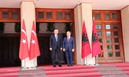 Cumhurbaşkanı Erdoğan, Arnavut mevkidaşı Begaj ile görüştü