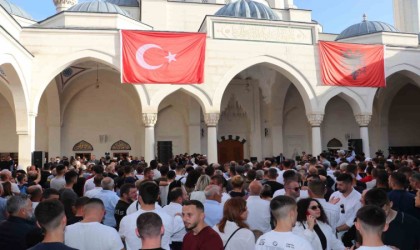 Cumhurbaşkanı Erdoğan ile Arnavutluk Başbakanı Rama, Namazgah Camiini ibadete açtı