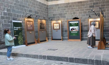 Diyarbakır Ulu Camide “Besmele-i Şerif Hat Sergisi” ziyaretçilerin dikkatini çekiyor