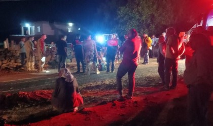 Diyarbakırda çukura düşen kız çocuğu yoğun uğraşlar sonucu kurtarıldı