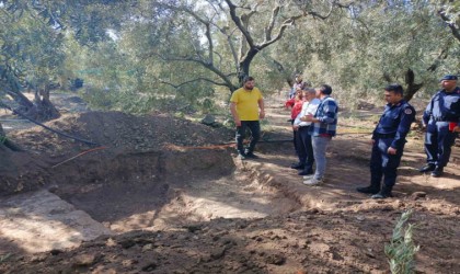 Erdek Kaymakamı Abdullah Atakan Atasoy, Kyzikos Antik Kenti kazı çalışmalarını yerinde inceledi