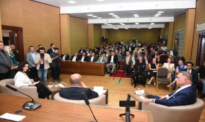 Esenyurt Kardeş Kültürler Festivalinde Sosyal Belediyecilik söyleşisi