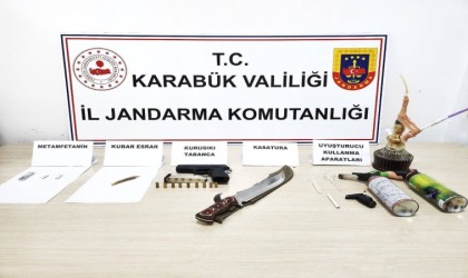 Jandarma uyuşturucu satıcılarına göz açtırmıyor