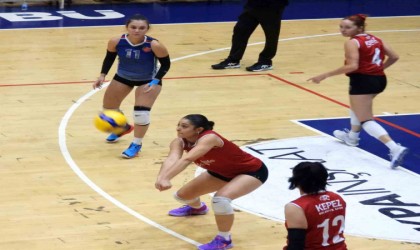 Kepez Belediyespor Kulübü Voleybol Takımı evinde galip