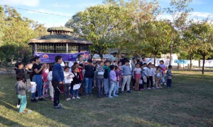 Licede çocuklar için müzik ve resim atölyesi etkinliği