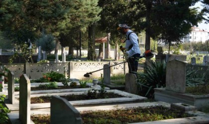 Mevsime uygun bakım çalışmaları yapılıyor