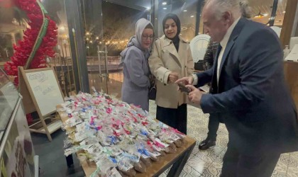 Nişanda şeker yerine mama dağıttılar