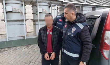 Samsunda 40 kaçak göçmeni taşıyan tır sürücüsü tutuklandı