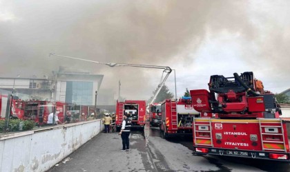 Sancaktepede soğuk hava deposunda çıkan yangın kontrol altına alındı
