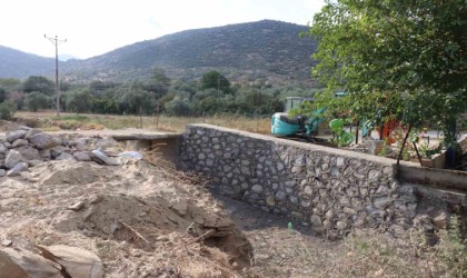 Teke Deresi su yolu, istinat duvarı ile güçlendirildi