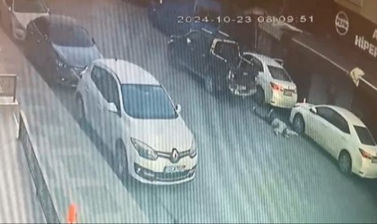 Üsküdarda polise çekiçli saldırı olayına ilişkin güvenlik kamera görüntüleri ortaya çıktı