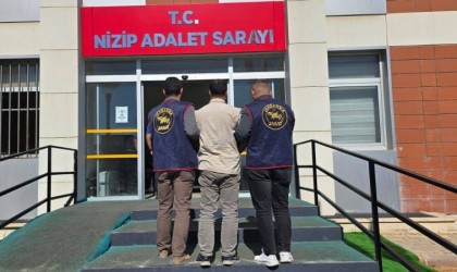 Uyuşturucu ticaretinden aranan şahsı JASAT yakaladı