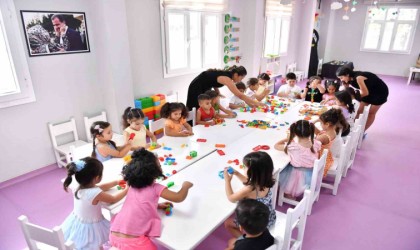 Yenice Yaşar Bayboğan Hizmet Binası her yaş grubuna kucak açıyor