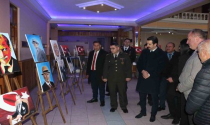 10 Kasım sergisi ilgi gördü