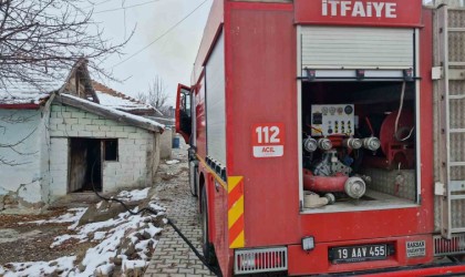 Alacada korkutan ev yangını