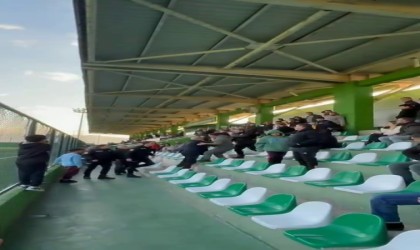 Amatör maçta tribün boks ringine döndü