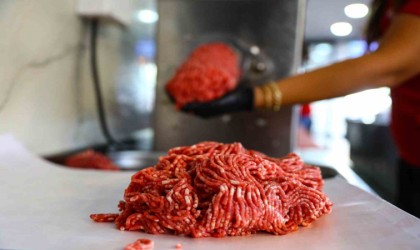 Antalyada ‘Halk Et 5 yılda 801 bin vatandaşa et satışı yaptı