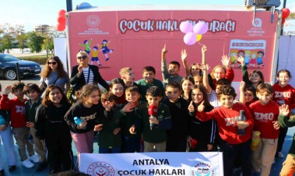 Antalyanın ilk “Çocuk Hakları Durağı” açıldı
