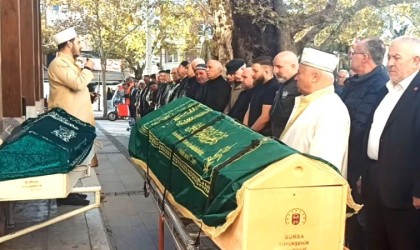 Babasının cenazesi için yola çıktı, kazada hayatını kaybetti