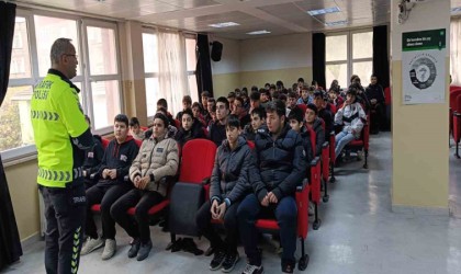 Bafrada öğrencilere trafik güvenliği eğitimi