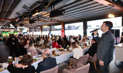 Başkan Çavuşoğlu, Büyükşehirin eğitim neferleriyle buluştu