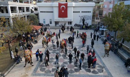 Başkan Ercandan, 40. Yenipazar Geleneksel Deve Güreşi Şenliklerine davet