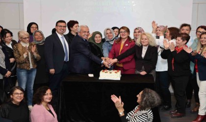 Başkan Şadi Özdemir Nilüferli kadınların ödül sevincini paylaştı