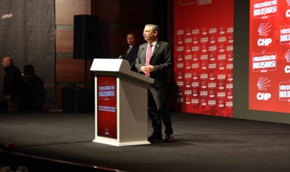 CHP lideri Özel: Kırmızı çizgimiz toplumsal mutabakat olmalı