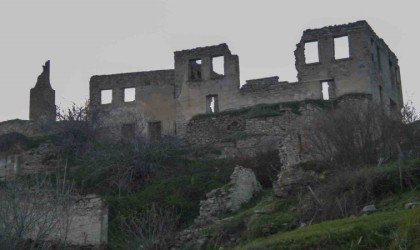 Gördeste yaşanan göçün kitabını yazdı