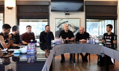 Hüseyin Yücel, Beşiktaşlı futbolcular bir araya geldi