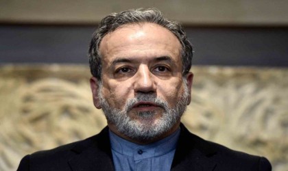 İranlı Bakan Arakçi: Sözde bir suikastçının FBI ile çevrimiçi konuştuğuna kim inanabilir