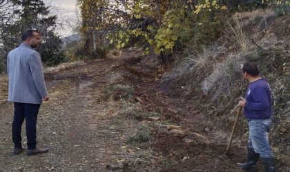 Karacasuda göletleri besleyen kanallar temizlendi